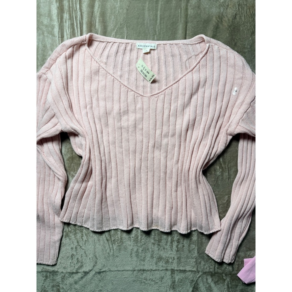 Aeropostale Womens XS Light Pink Ribbed V-Neck Long Sleeve Sweater NWT Coquette